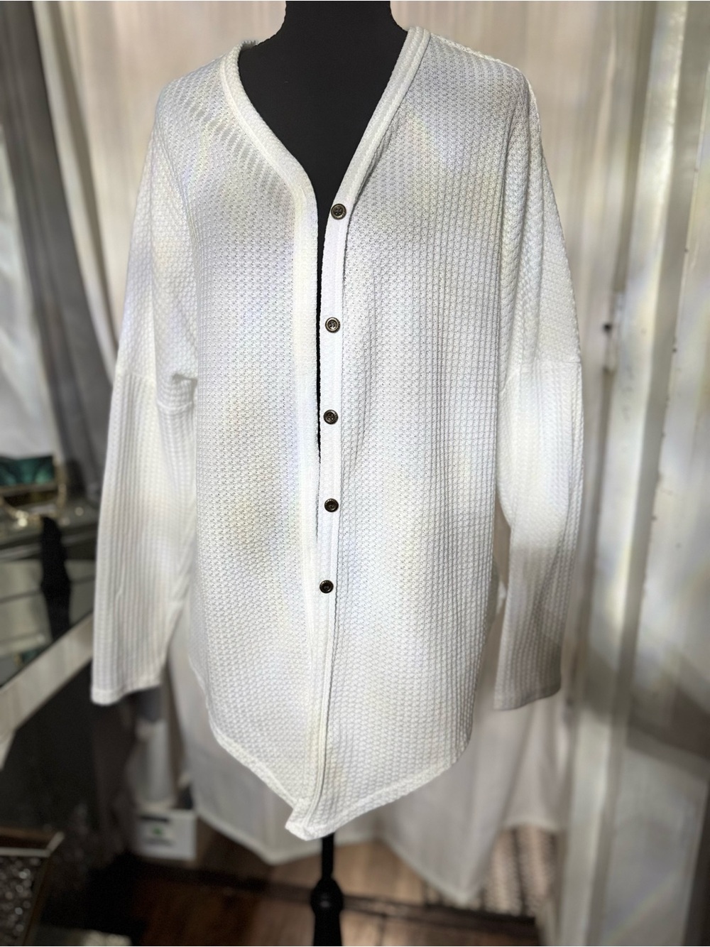 Women's White Lightweight Waffle-Knit Button Shirt Jacket